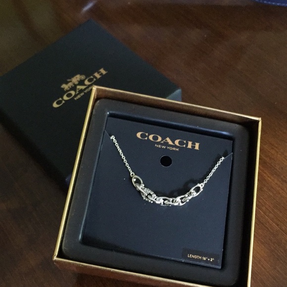 BOXED Coach Signature Link Necklace - Picture 2 of 6